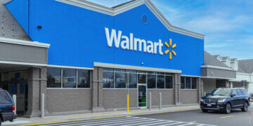 Walmart Expands 10% Employee Discount to Most Grocery Items